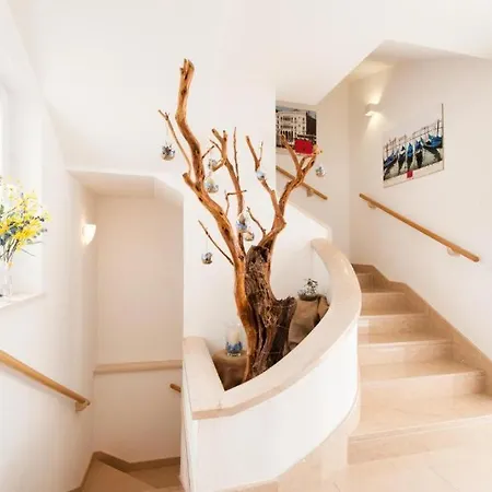 Franka With Pool Lägenhet