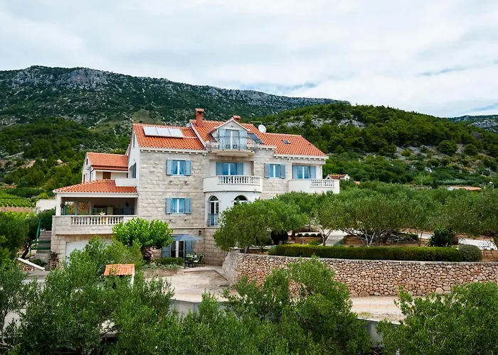 Апартаменты Franka With Pool Бол