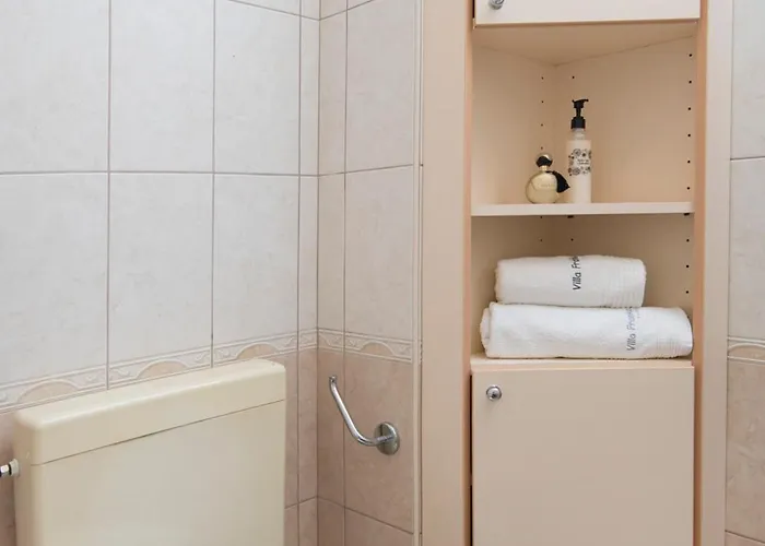 Franka With Pool Апартаменты *