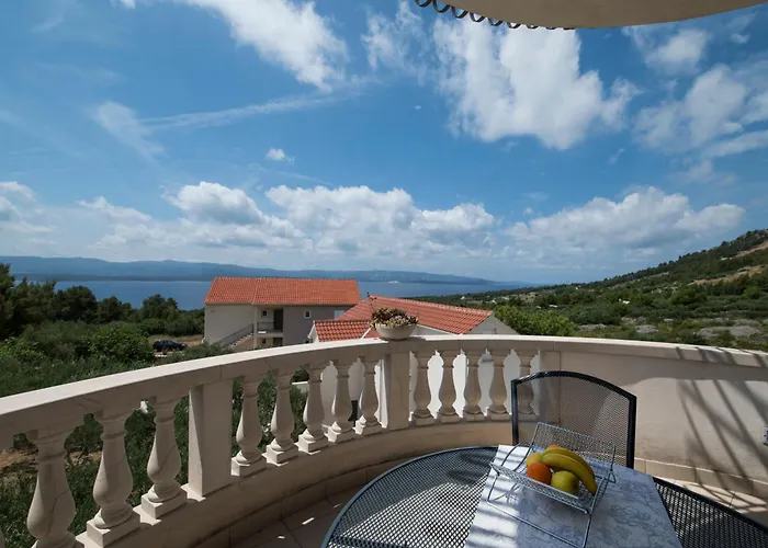 Franka With Pool Бол