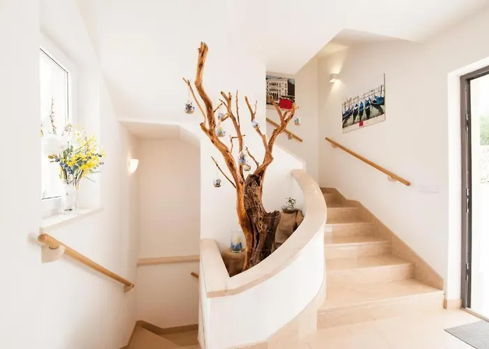 Franka With Pool Апартаменты