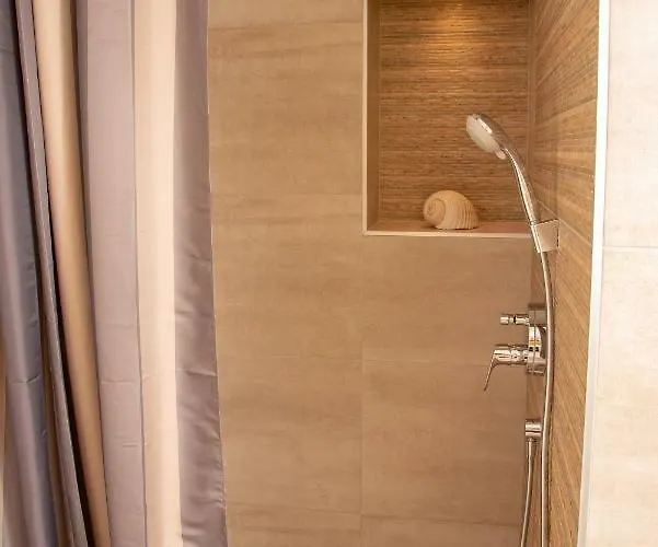 Franka With Pool * Бол