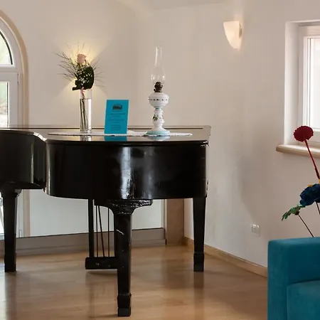 Apartman Franka With Pool Bol