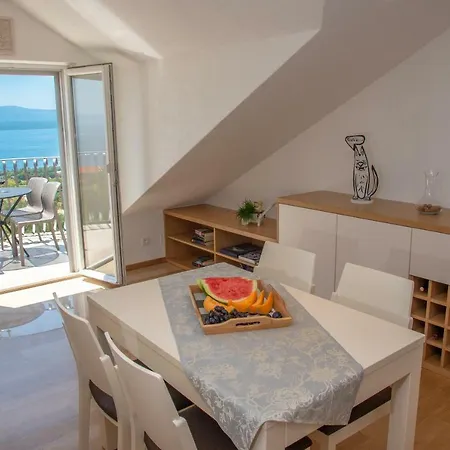 Appartement Franka With Pool Bol
