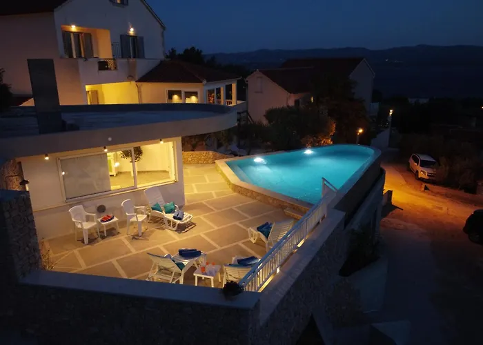 Franka With Pool